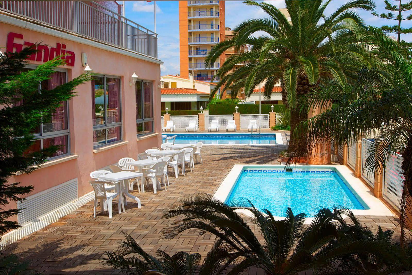 Hotel Borgia Gandia Bagian luar foto